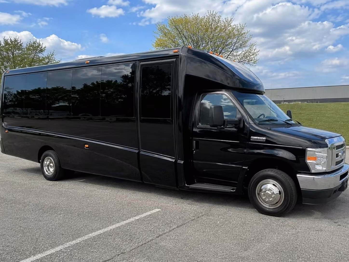 15 passenger minibus