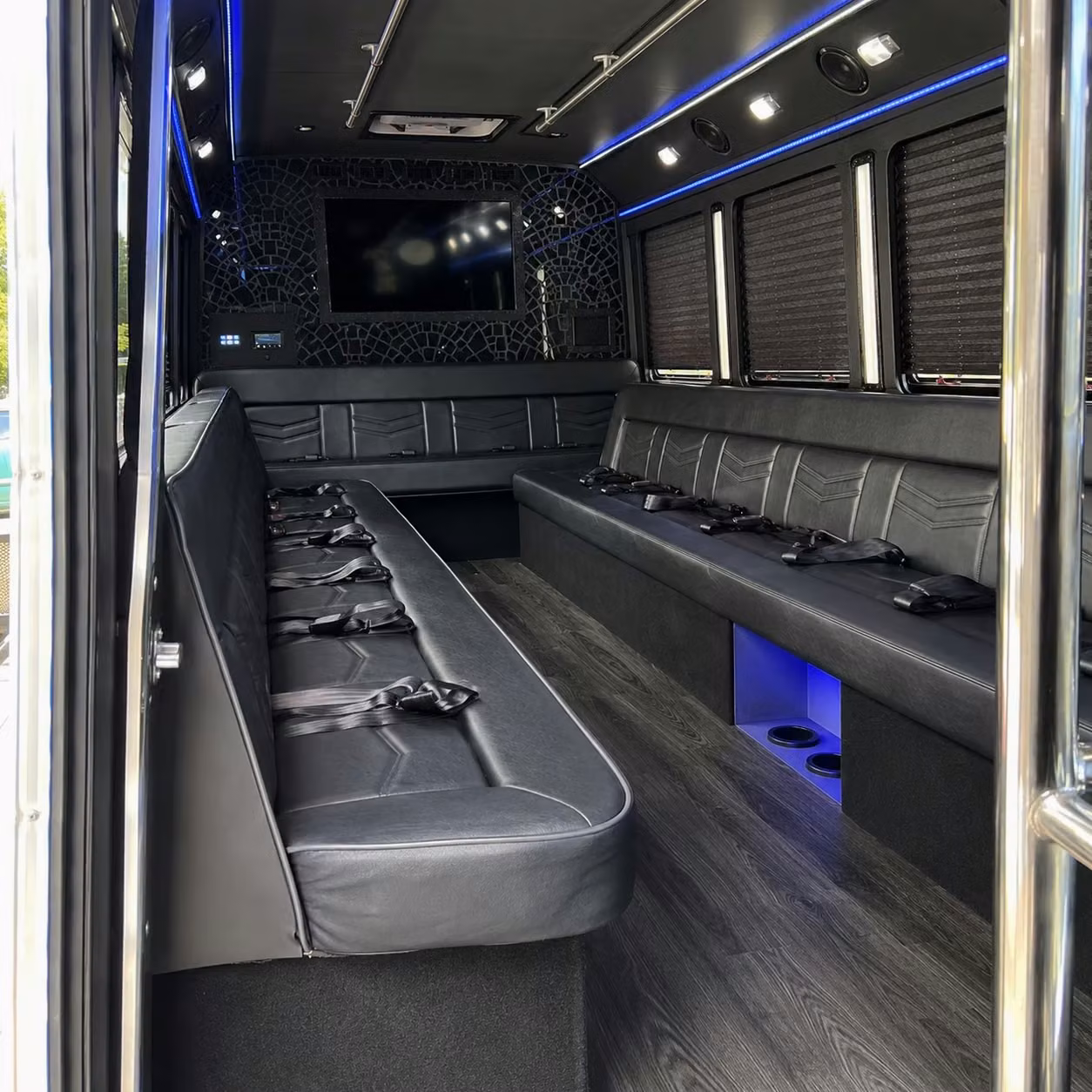 party buses for waco amphitheater and outdoor concert venues